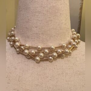 Vintage Avon Pearl and Gold Choker Necklace EUC